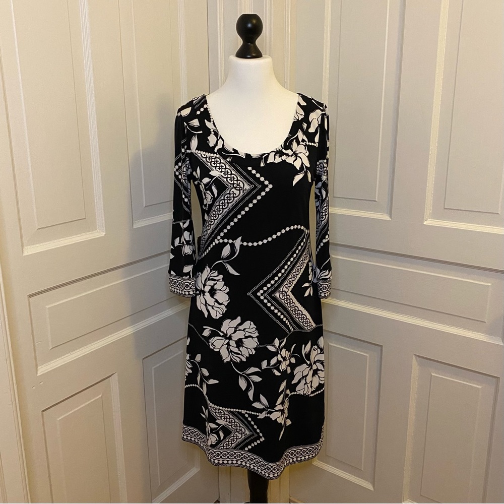WHBM 3/4 Sleeve Floral Shift Dress